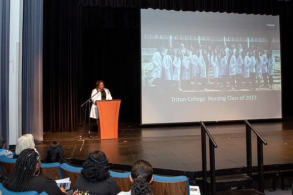 Nurse Pinning Spring'23 (16)