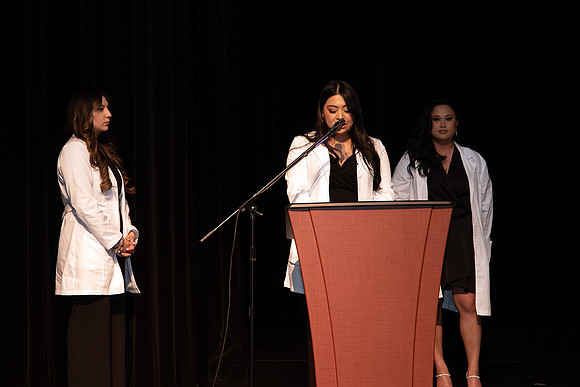Nurse Pinning Spring'23 (19)